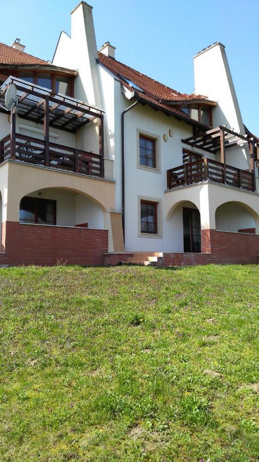 Modor Apartman Alsópáhok Exterior foto