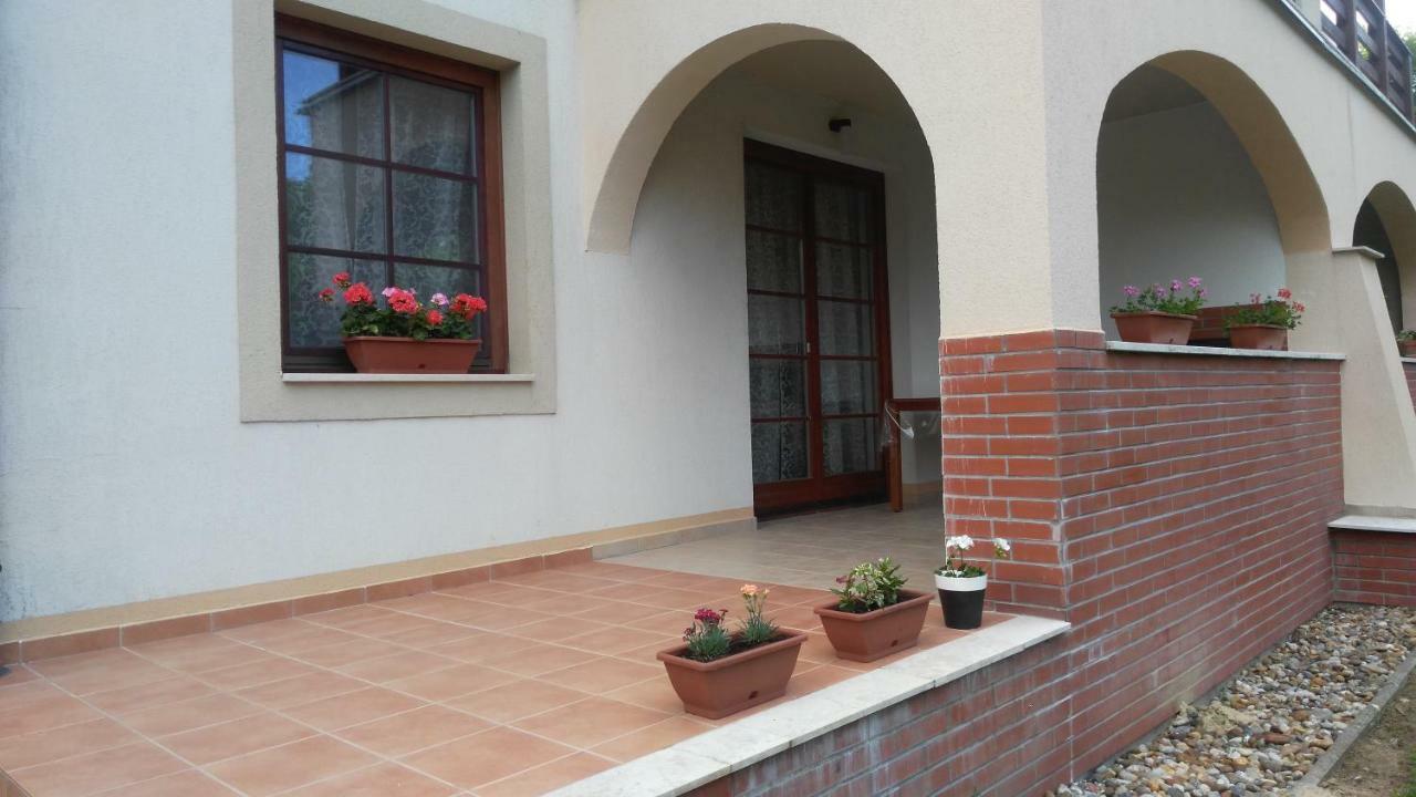 Modor Apartman Alsópáhok Exterior foto